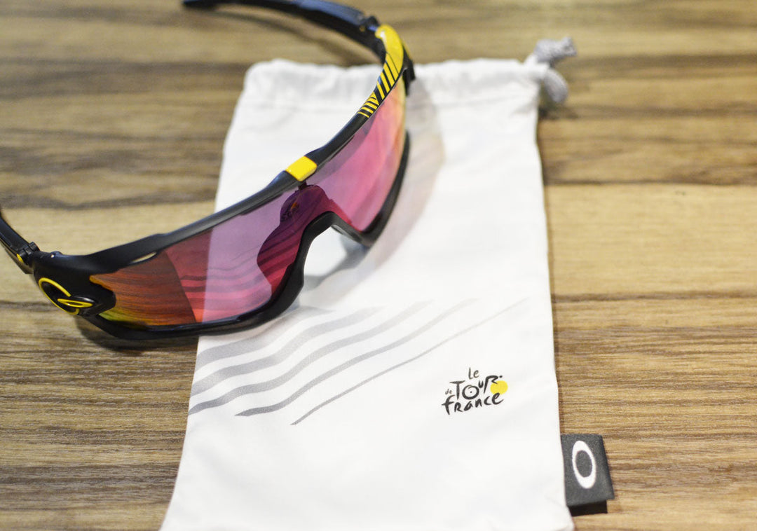 ツール・ド・フランス限定サングラス！オークリー JAWBREAKER入荷♪