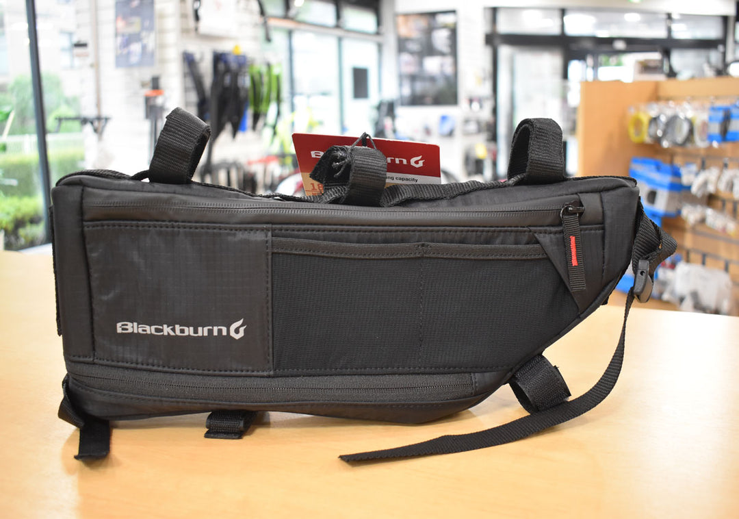 バイクパッキングにおすすめ！ 何かと便利なBlackburn(ブラックバーン)のフレームバッグ