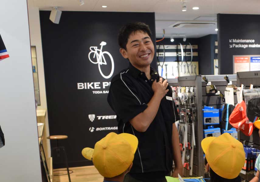 バイクプラス戸田彩湖店　宮崎啓