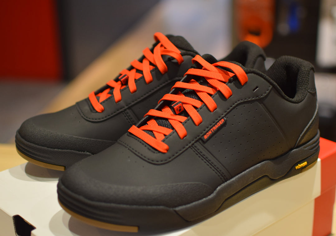 ボントレガーのフラットラインマウンテンバイクシューズ