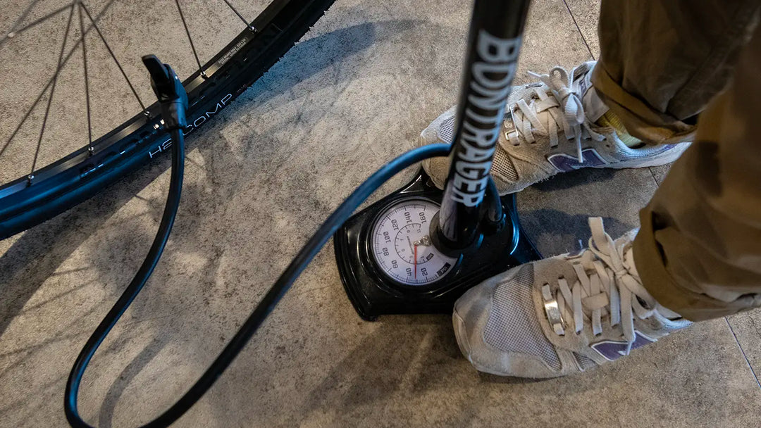 米式バルブ（アメリカンバルブ・シュレーダーバルブ）の空気の入れ方をご紹介