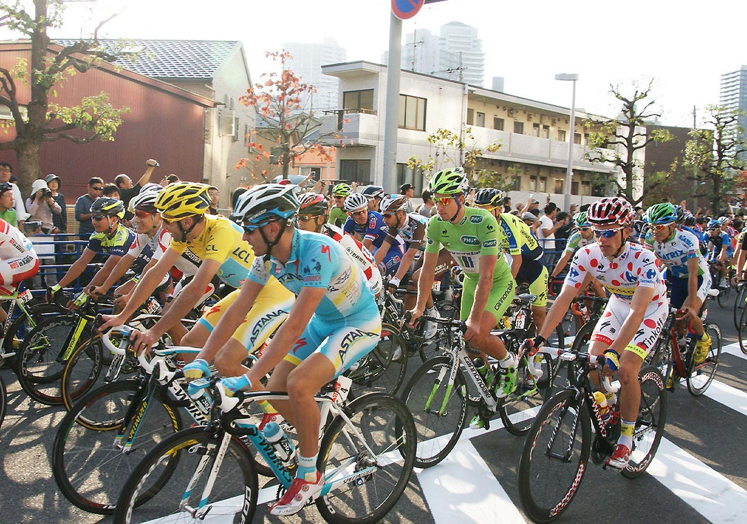 さいたまクリテリウムのパレード走行の様子