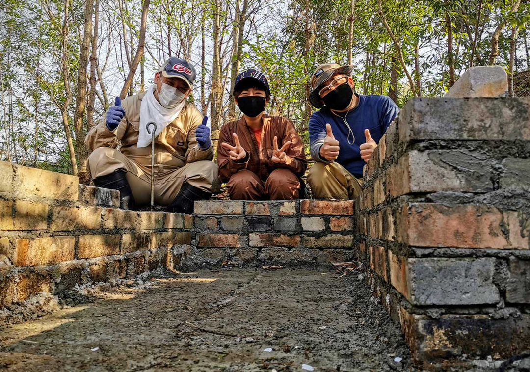 所沢店ピザ窯DIY部の活動レポート – ２週続けてセメントと戯れてきました！