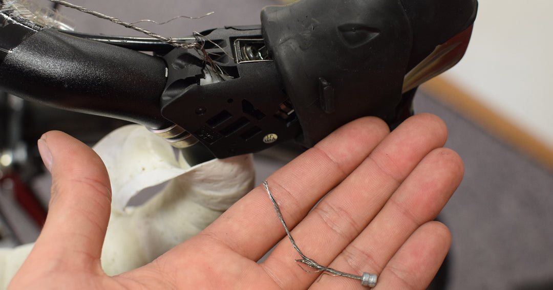 切れてしまったインナーワイヤー