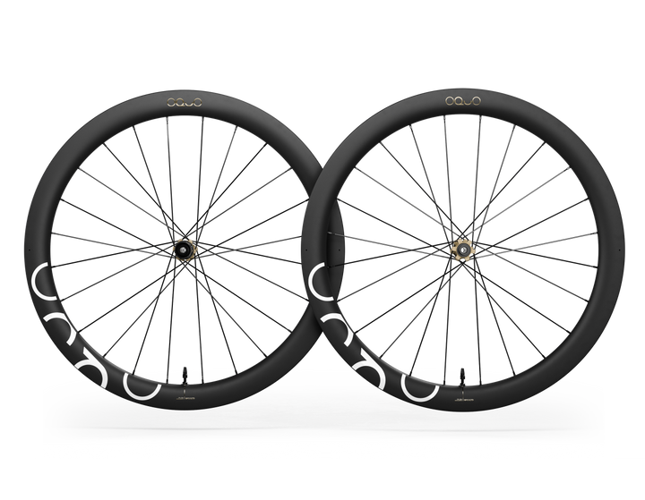 OQUO RP50 LTD｜高速巡航と荒れた路面で真価を発揮するワイドリム・エアロホイール