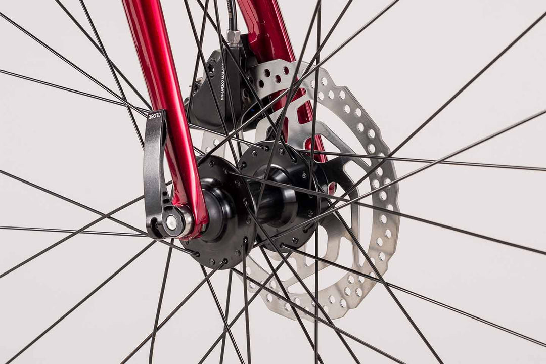 クロスバイクの油圧ディスクブレーキ部分