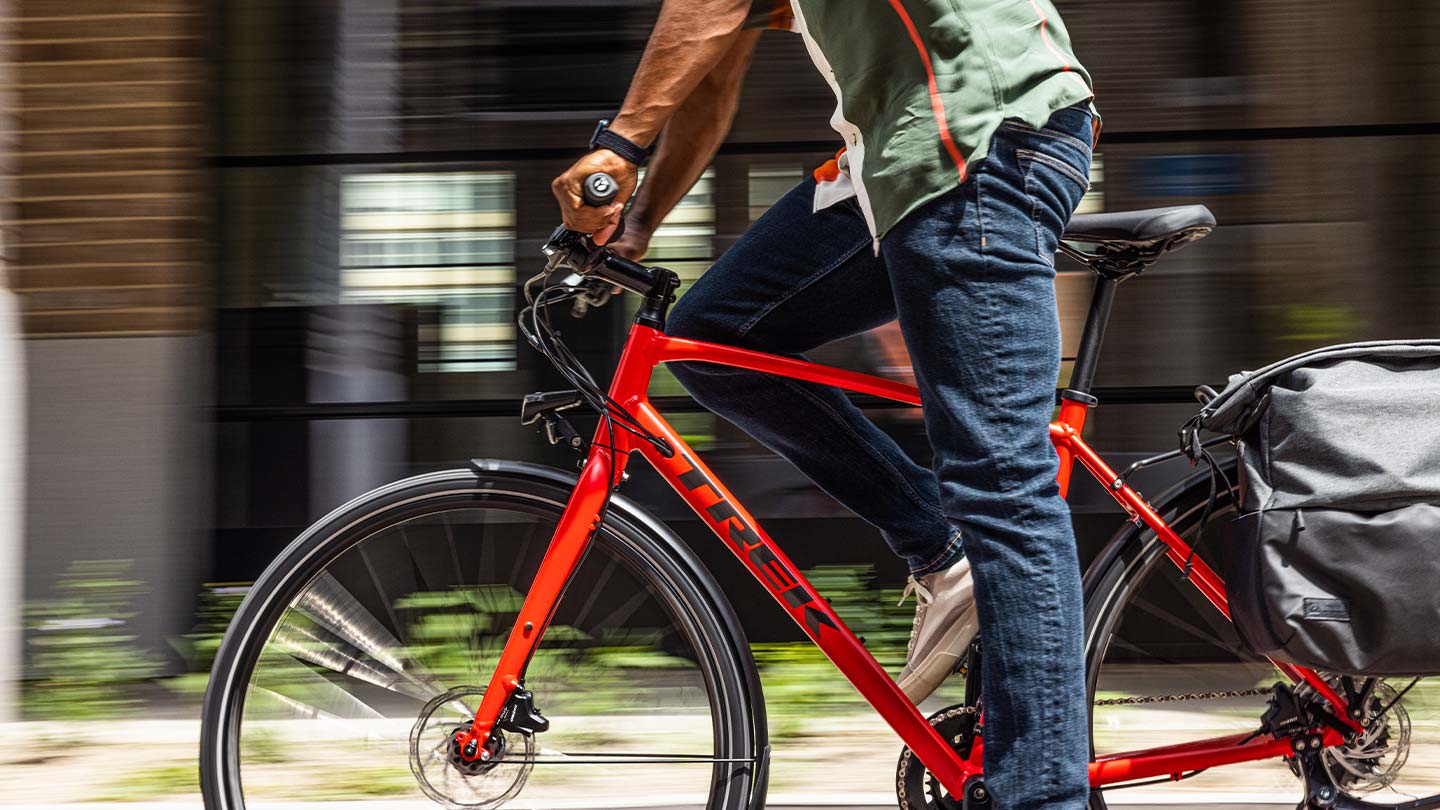 クロスバイクのシティユース（イメージ）