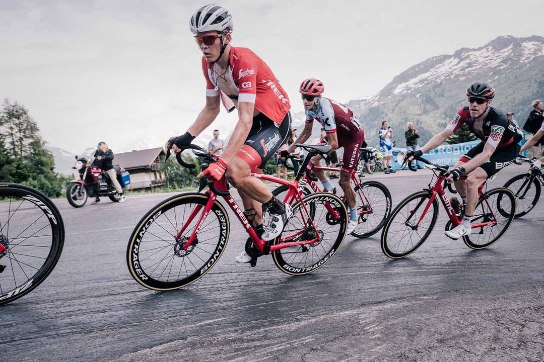 ロードレースの山岳ステージの一コマ。