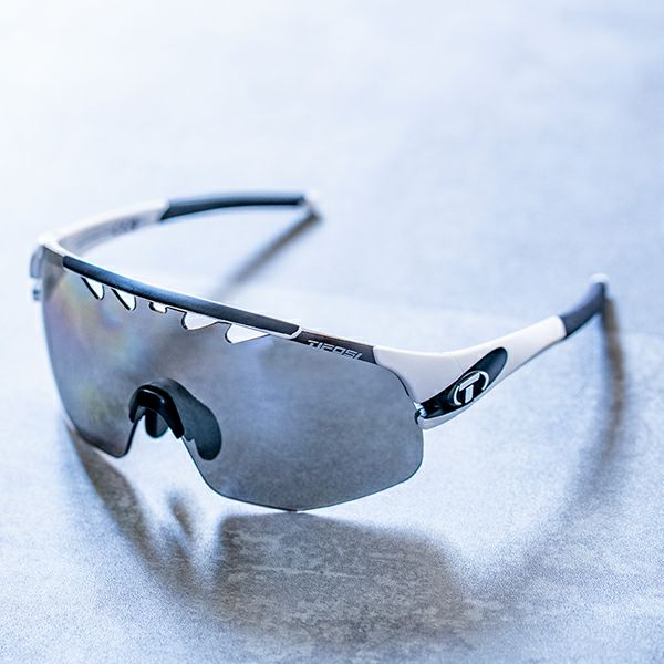 Tifosi Sledge Lite（ティフォージ スレッジライト）3枚レンズモデル