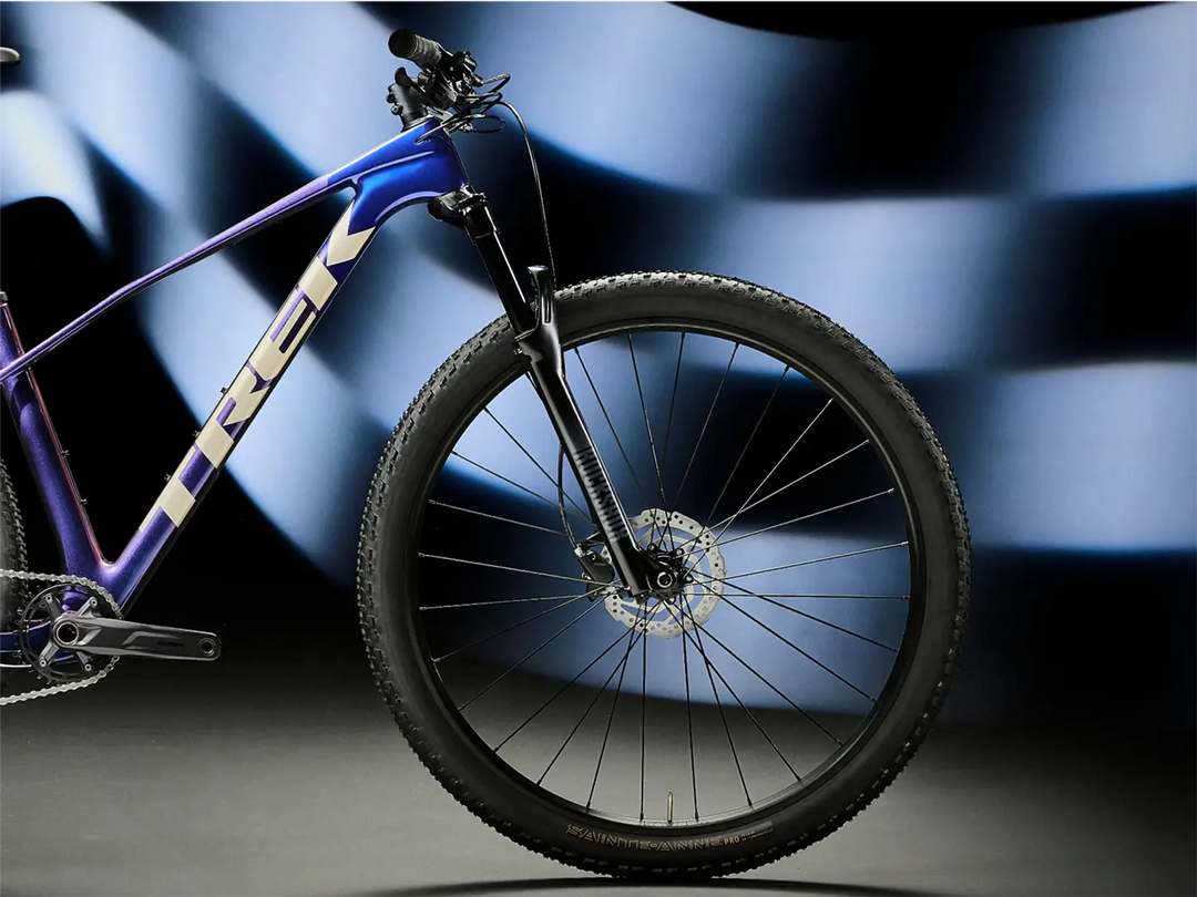 プロキャリバーのロングトラベルフロントサスペンション