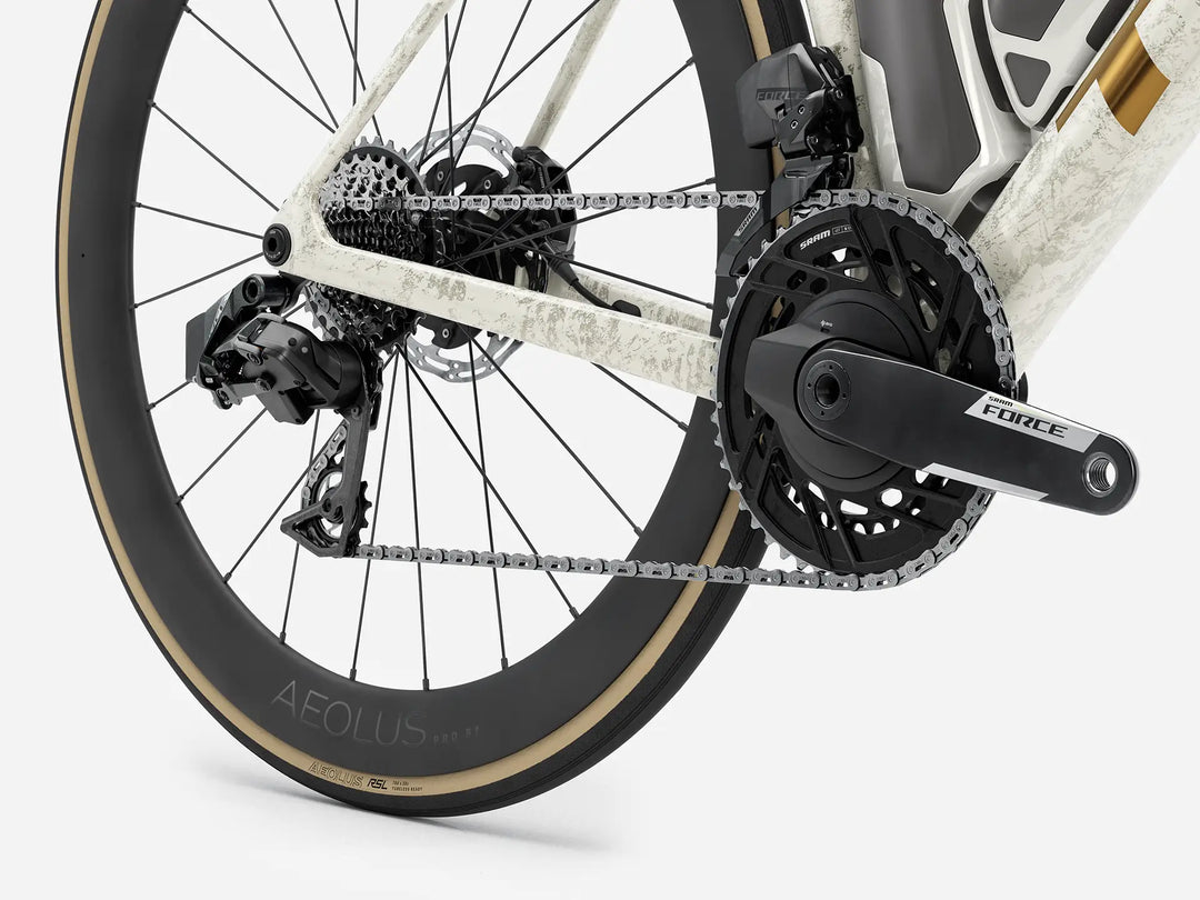 Trek Madone SLR 7 AXS Gen 8 2026年モデル