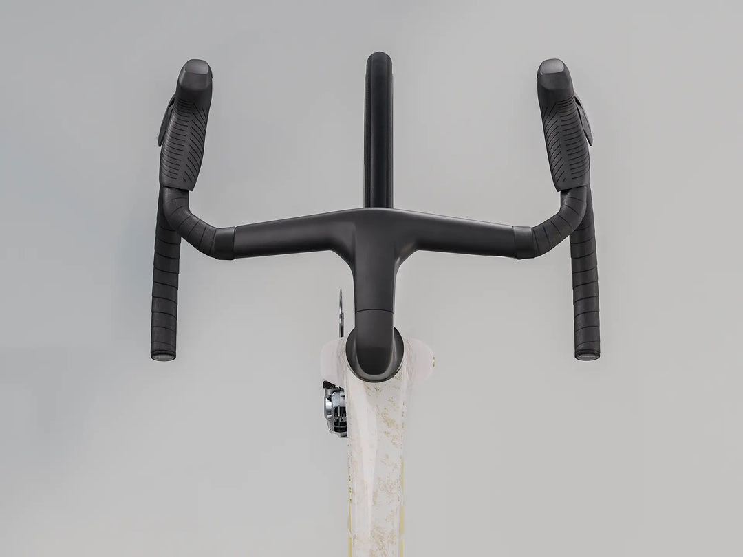 Trek Madone SLR 9 AXS Gen 8 2026年モデル