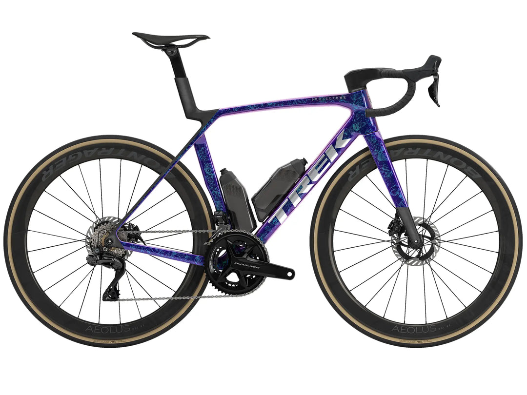 ブランド名：TREK、モデル名：Madone SLR 9 Gen 8、カラー名：Purple Phaze/Amethyst Marble、年式：2026