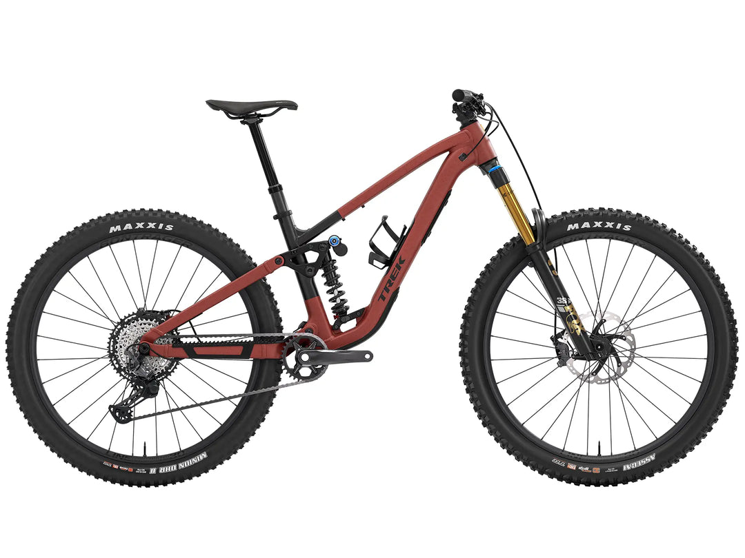 ブランド名：TREK、モデル名：fuel lx 9 xt gen 7、年式：2026年、カラー：Matte Sedona Red Pennyflake Splatter