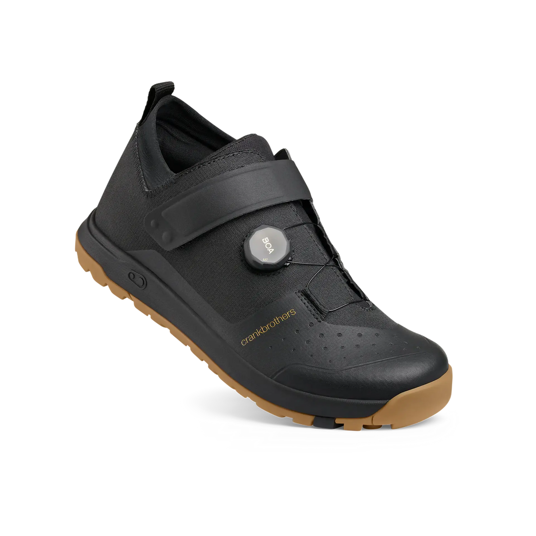 Stamp Trail BOA® Flat Shoes - Black/Gold
