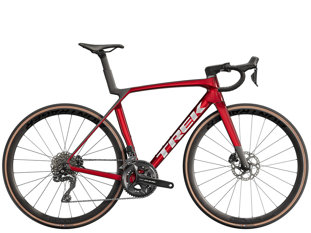 トレックマドンSL6 Gen8（Trek Madone SL6 Gen8）のレッド（Crimson）