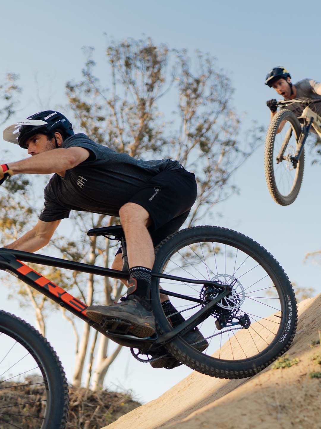 Roscoe（ロスコ）でのダートジャンプ