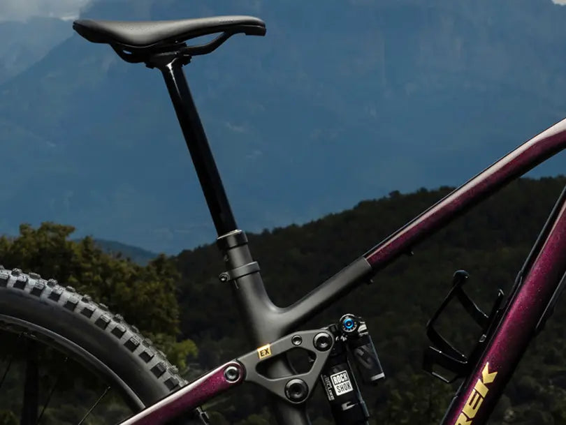 ロングドロッパーポストを標準装備