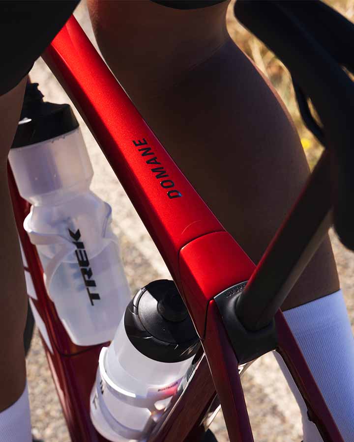 ドマーネSLRのトップチューブとISOスピード部分