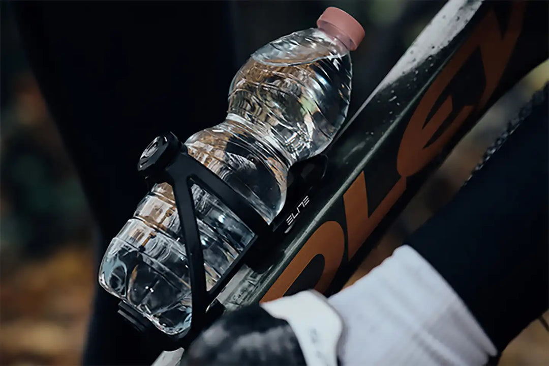 Elite Struka ボトルケージ