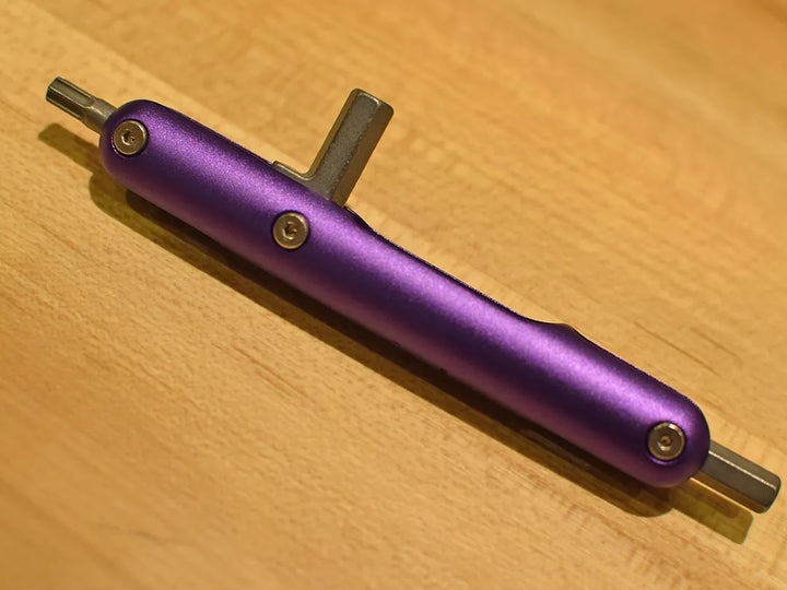 equipt サーディン（イクイプト）
 Matto Purple（マットパープル）