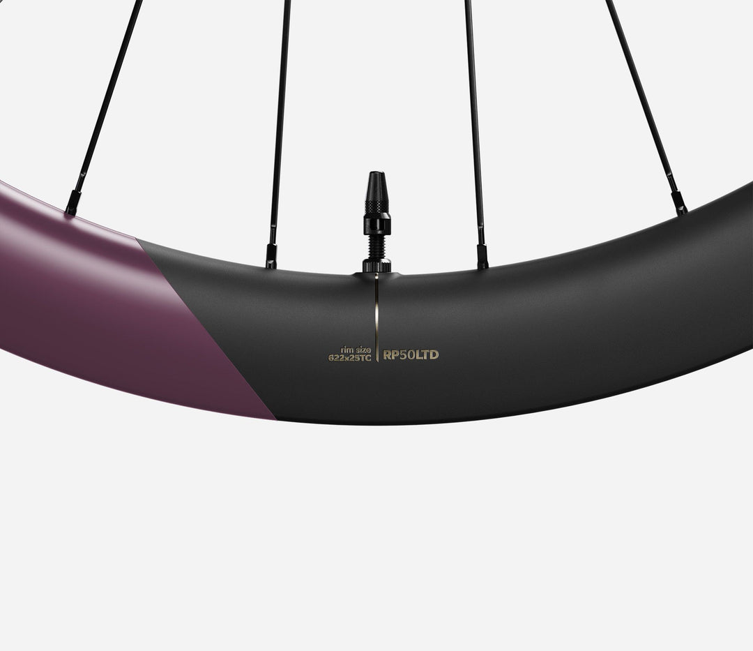 OQUO RP50 LTD｜高速巡航と荒れた路面で真価を発揮するワイドリム・エアロホイール