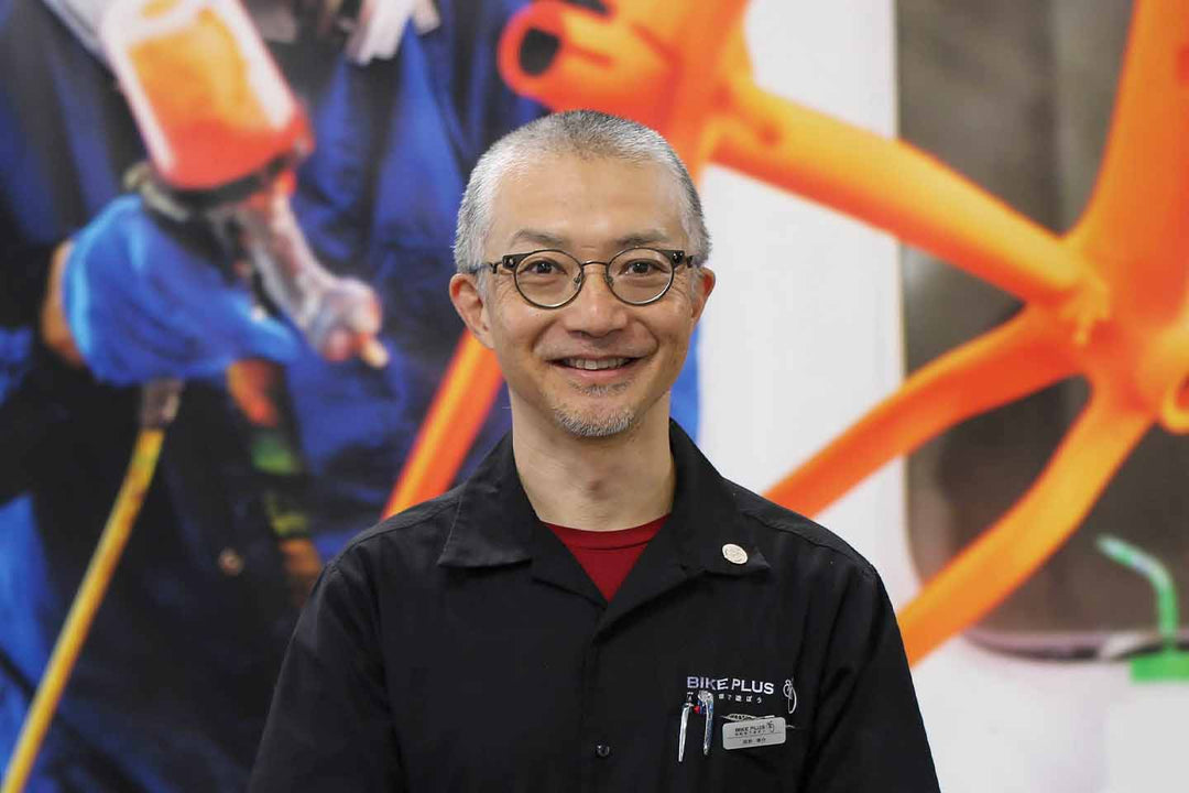 バイクプラス多摩センター店スタッフ河井の顔写真