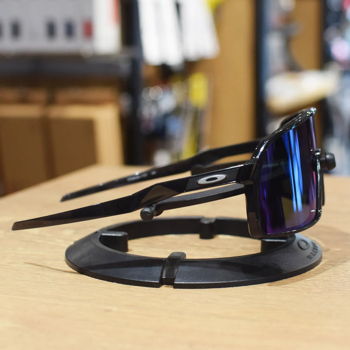OAKLEY SUTRO （A）（オークリー スートロ　アジアンフィット）レンズ：PRIZM JADE　フレーム：BLACK INK　横から