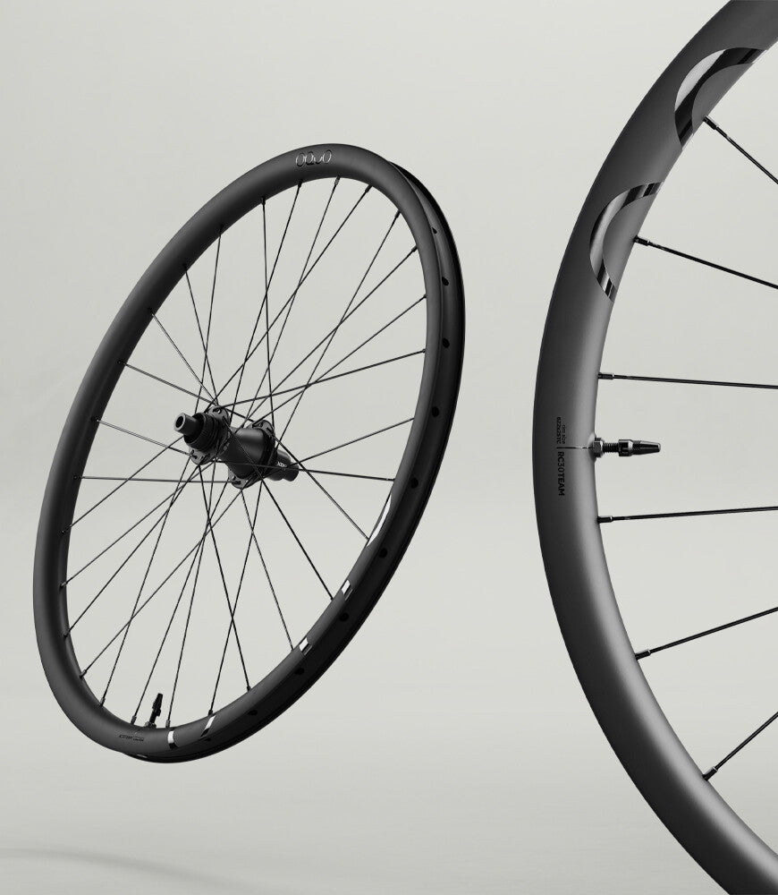 OQUO RC30 TEAM｜内幅25mm・快適性重視のカーボンホイール｜エンデュランス＆グラベル