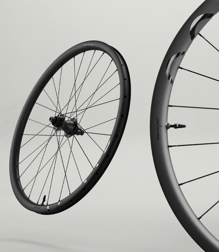 OQUO RC30 TEAM｜内幅25mm・快適性重視のカーボンホイール｜エンデュランス＆グラベル