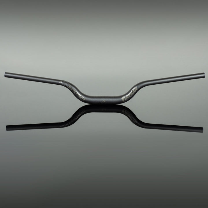 ブランド名：レンサル、商品名：ファットバー 35mm V3、ライズ：70mm、ワイズ：820mm、カラー名：ブラック