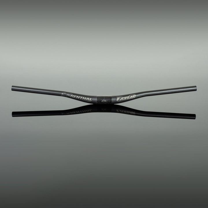 ブランド名：レンサル、商品名：ファットバー ライト カーボン 35、ライズ：20mm、ワイズ：760mm