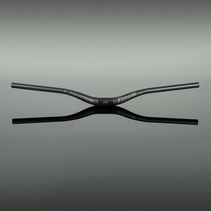 ブランド名：レンサル、商品名：ファットバー ライト カーボン 35、ライズ：40mm、ワイズ：760mm