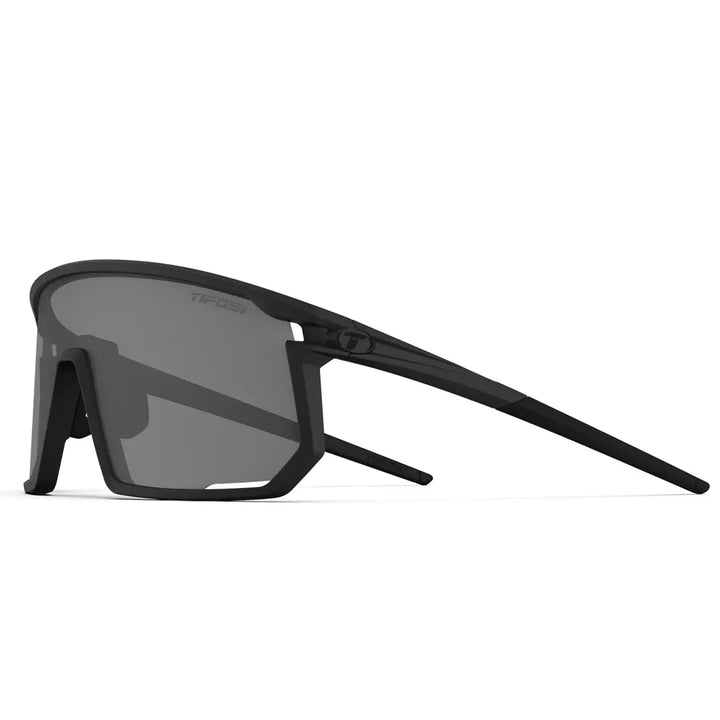 Tifosi MOAB ティフォージ サングラス モアブ ブラックアウト【3枚レンズモデル】（Smoke/AC Red/Clear）