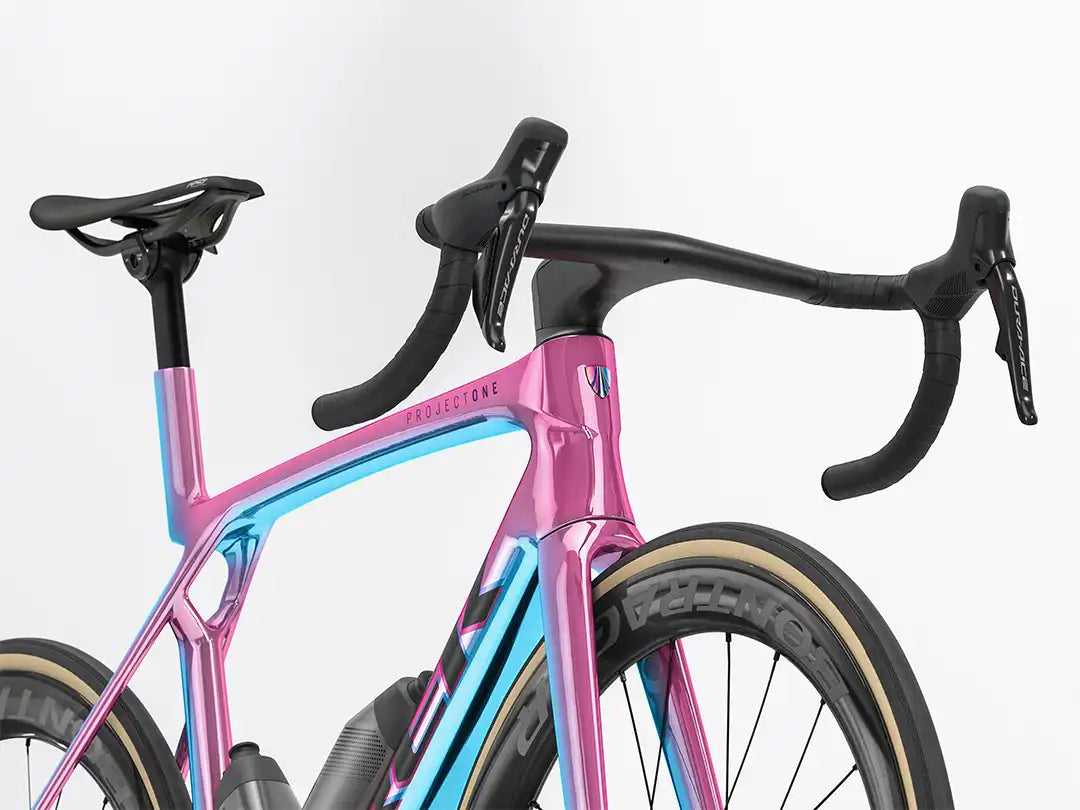 Trek Madone SLR 9 Gen 8（トレック マドン SLR9 Gen8）