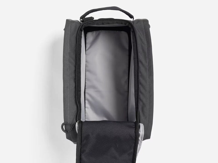Trek MIK 2.0 Utility Trunk Bag（MIK 2.0 ユーティリティ トランクバッグ）メインジッパーを開開けた状態