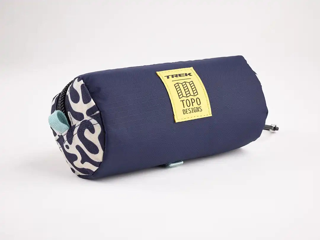 TREKとTopo Designs のコラボ商品ブリトーバッグはポーチとしても使える