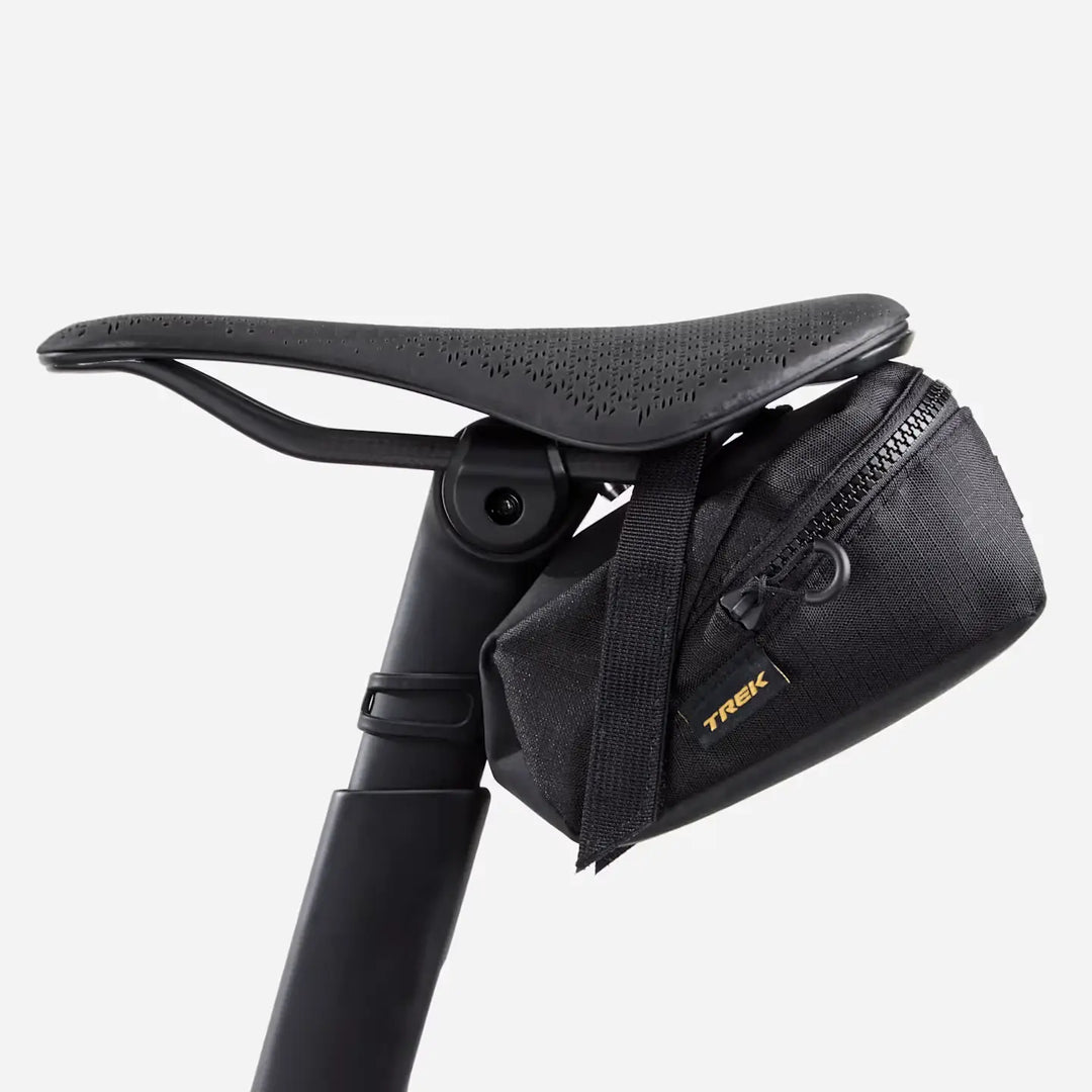Trek サドルバッグ　容量：0.93L　シートポストに取り付け