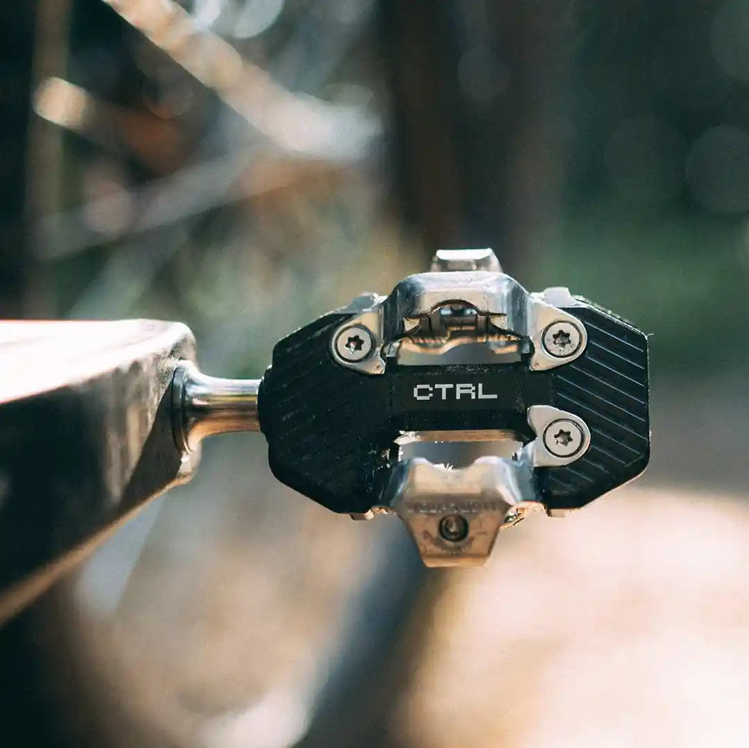 Wolf Tooth（ウルフトゥース）CTRL Trail Clipless Pedal 