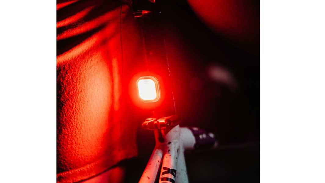 Knog Blinder Mini Skull Rear LED（ノグ ブラインダーミニ スカル リア）