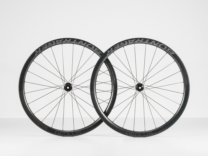Bontrager Aeolus RSL 37 TLR Disc Road Wheel（アイオロス RSL 37 チューブレスレディ ディスク ロード ホイール）