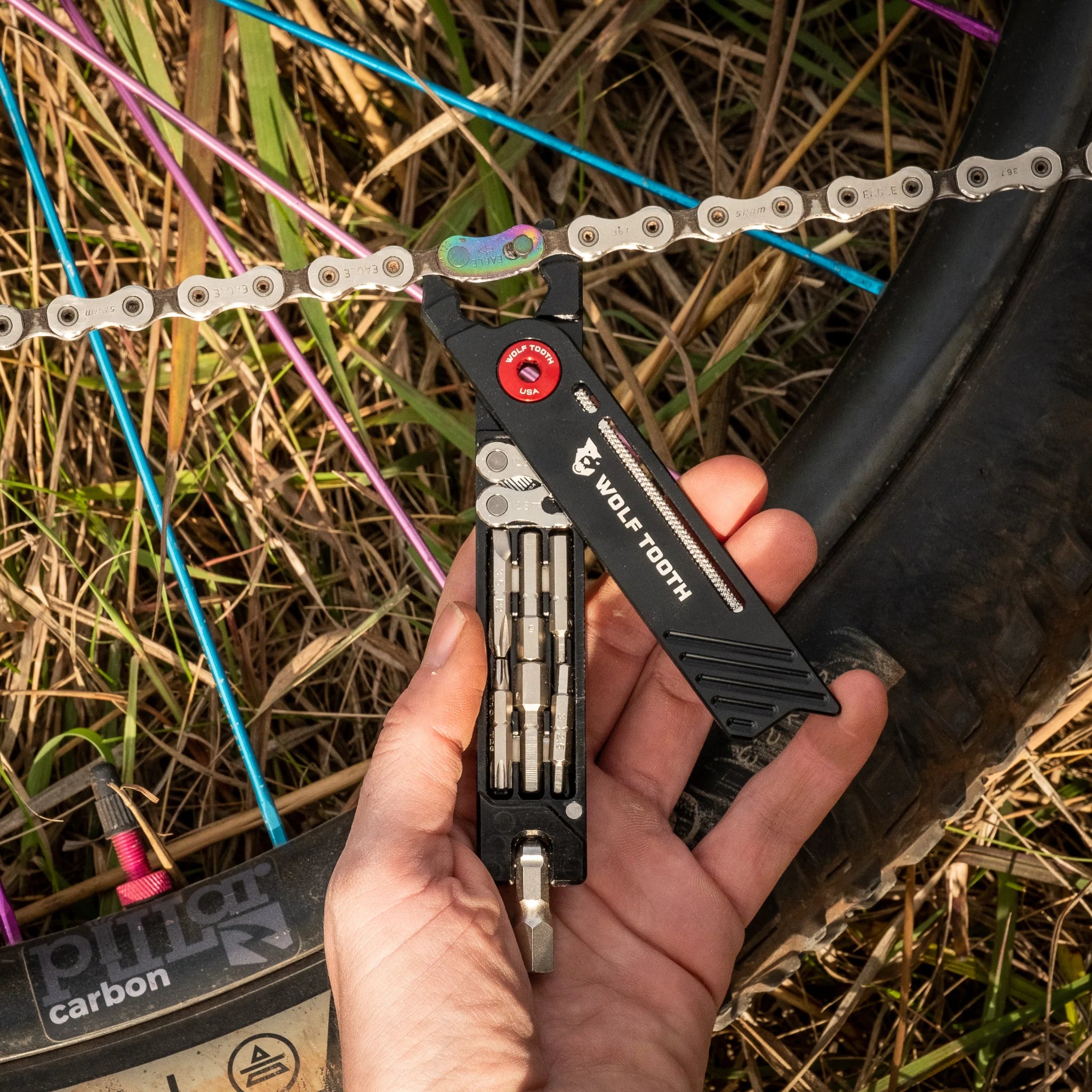 Wolf tooth 8-Bit Pack Pliers（ウルフトゥース 8ビット パック プライヤー）