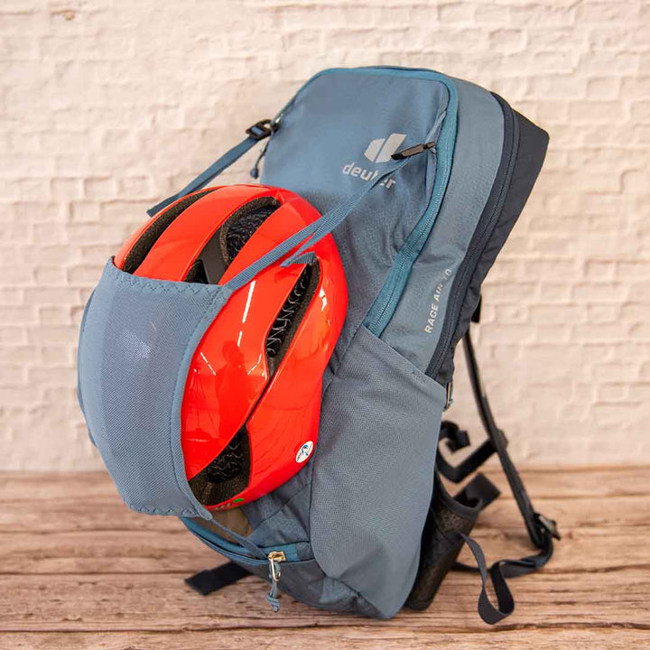 Deuter（ドイター）レースエアー10　ヘルメットカバー内蔵