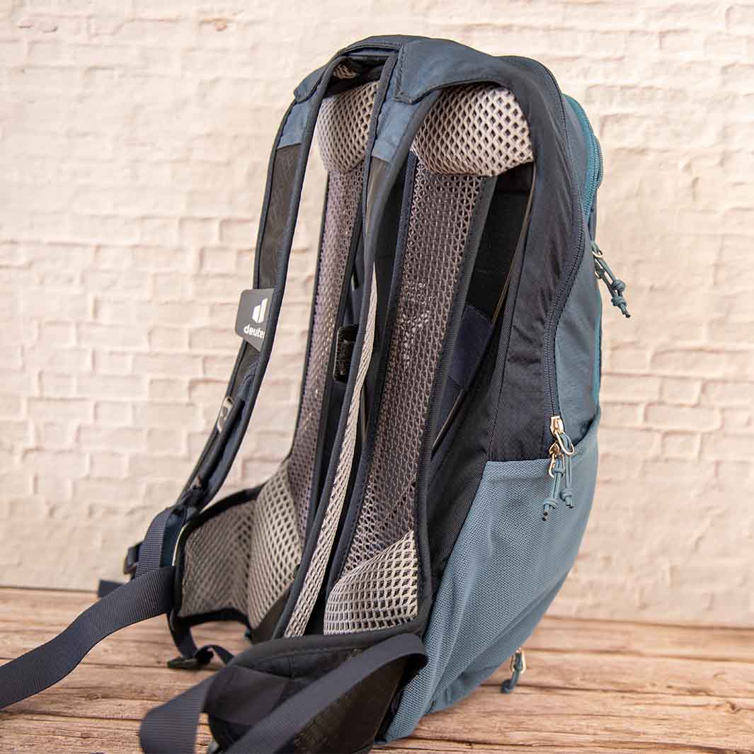 Deuter（ドイター）レースエアー10　背面のエアコンフォートシステム