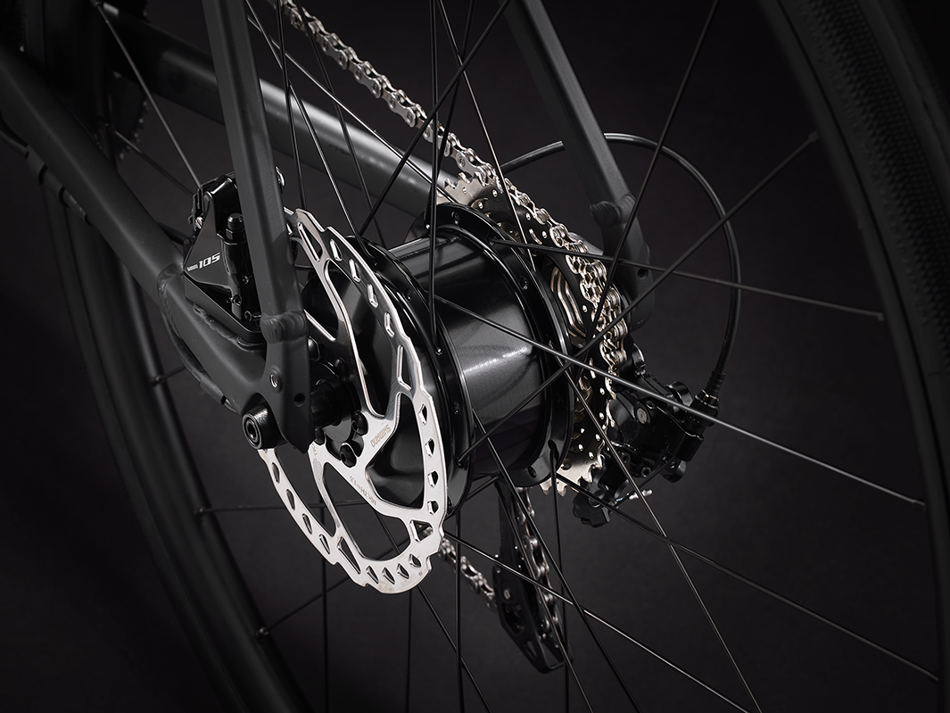 Trek Domane+ AL 5（トレック ドマーネプラスAL5）