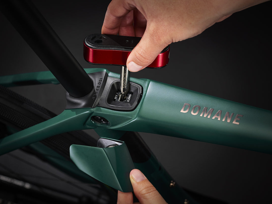 Trek Domane SLR 6 Gen 4