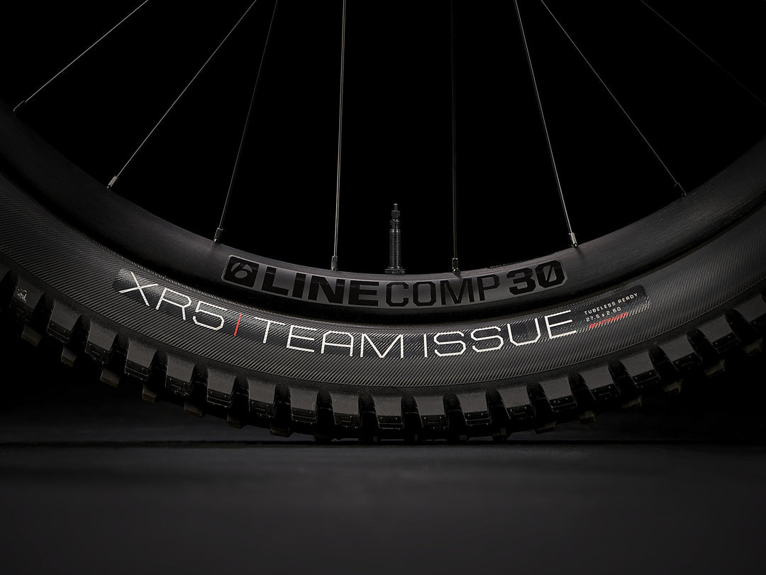 Trek Fuel EX 8 XT Gen 6（フューエル EX 8 XT 第6世代）